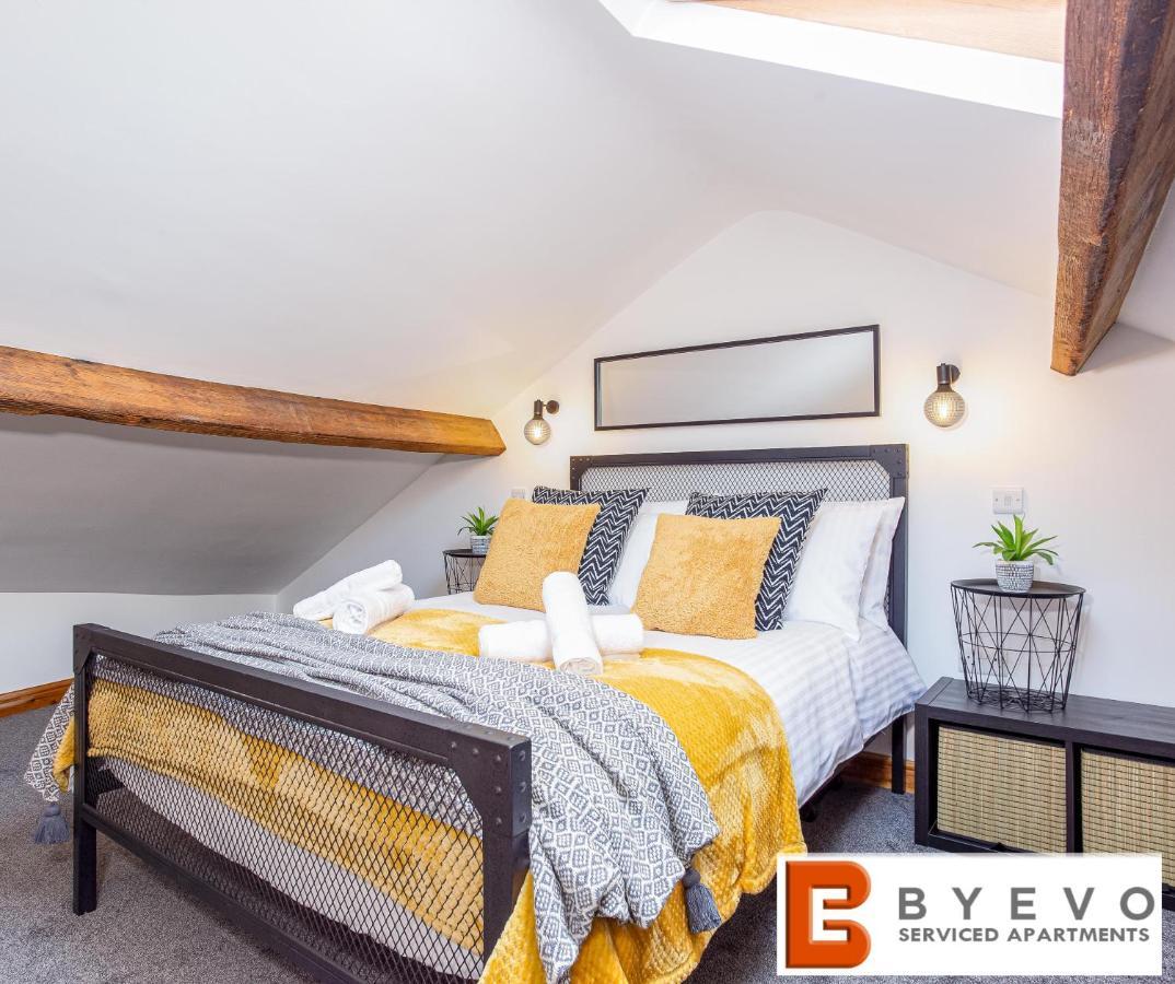 Byevo Oswestry Barn - Quirky Romantic Retreat Or Cosy Contractor Base Buitenkant foto