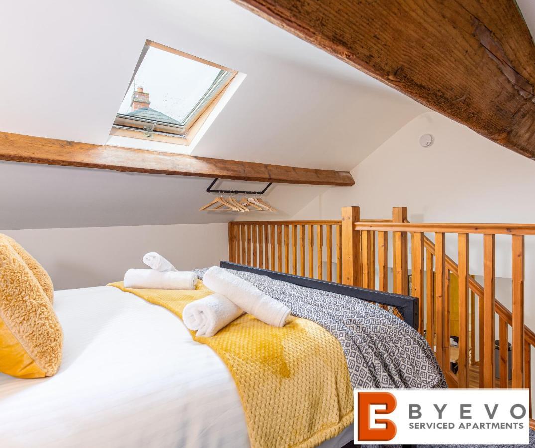 Byevo Oswestry Barn - Quirky Romantic Retreat Or Cosy Contractor Base Buitenkant foto