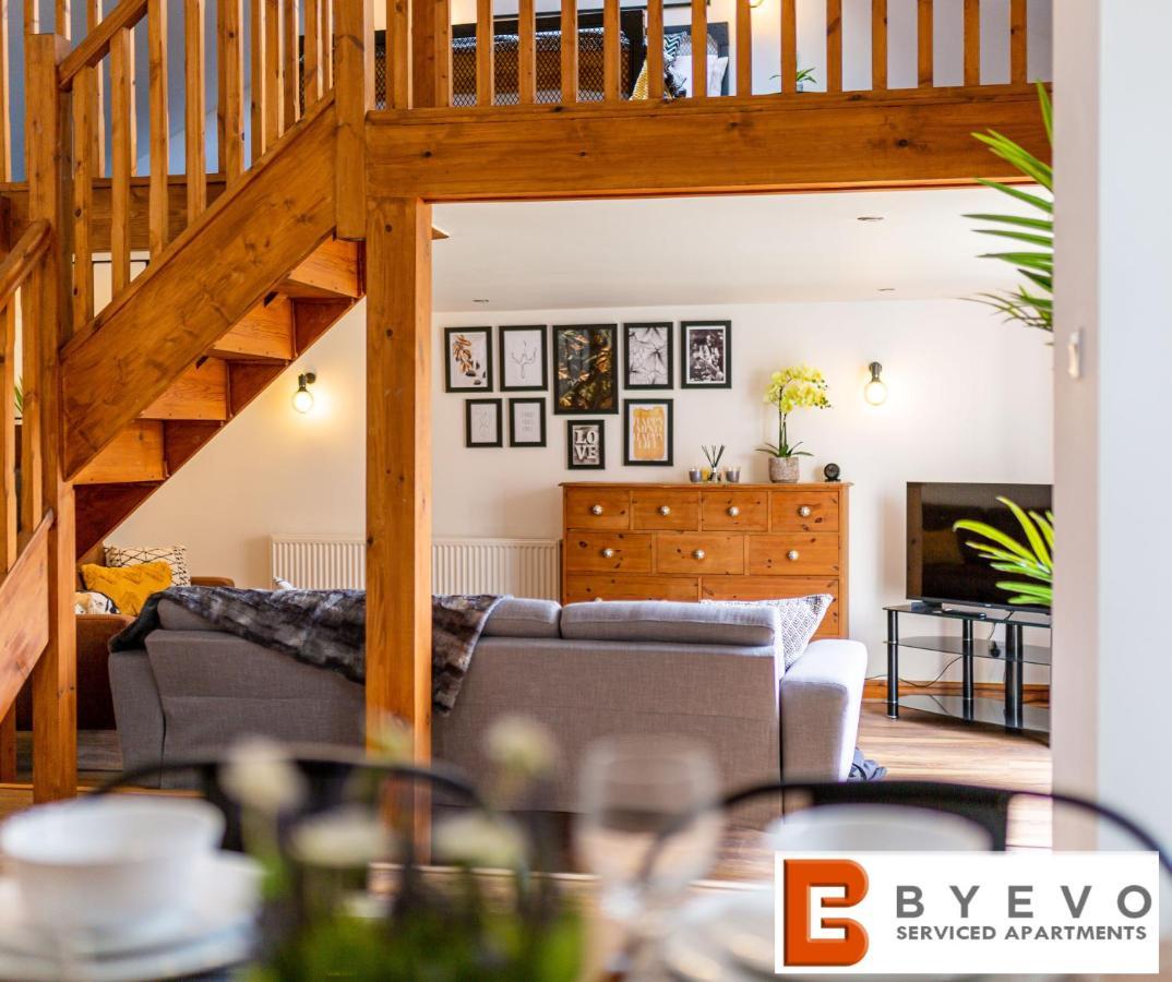 Byevo Oswestry Barn - Quirky Romantic Retreat Or Cosy Contractor Base Buitenkant foto